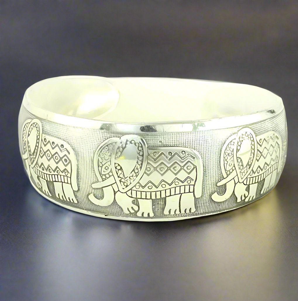 Tibetan Silver-Plated Elephant Bracelet